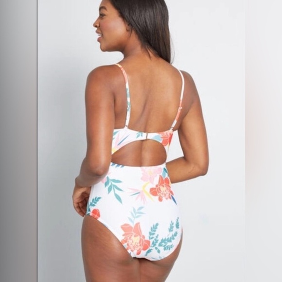 ModCloth Siena Floral One Piece Cutout Swimsuit XL - Picture 14 of 15